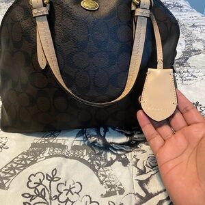 Coach Black and Cream Shoulder Bag